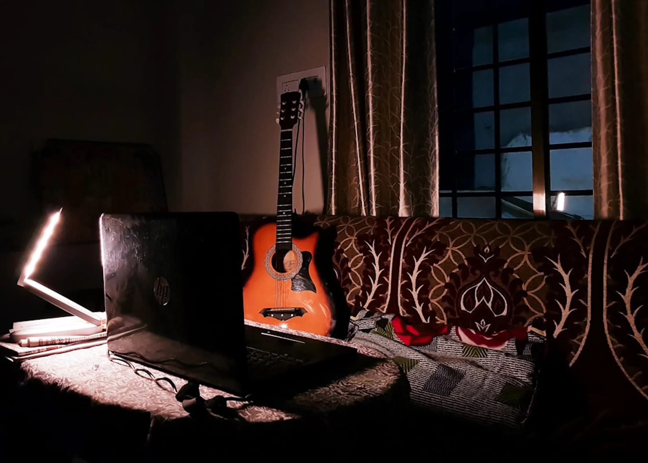 R&B Song Lyrics Generator Structured Writing Flow